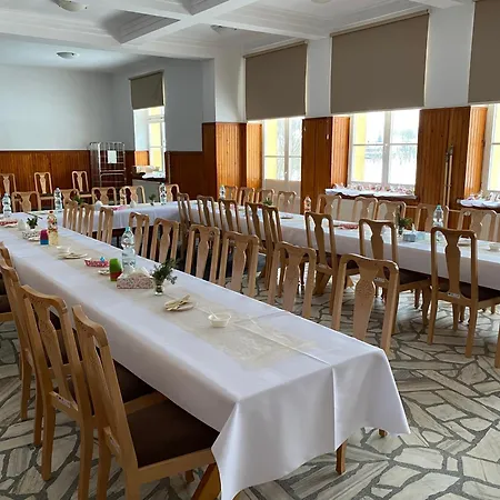 Aparthotel Modrzew - W Pyzowce