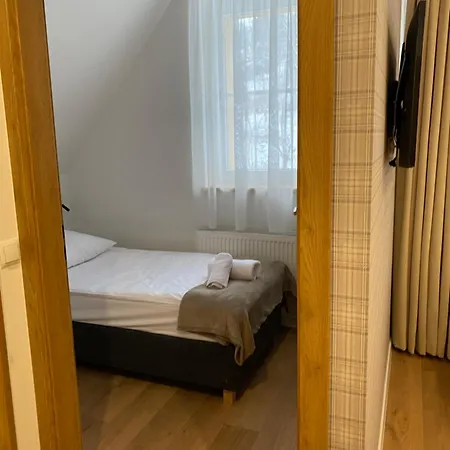 Aparthotel Modrzew - W Pyzowce *