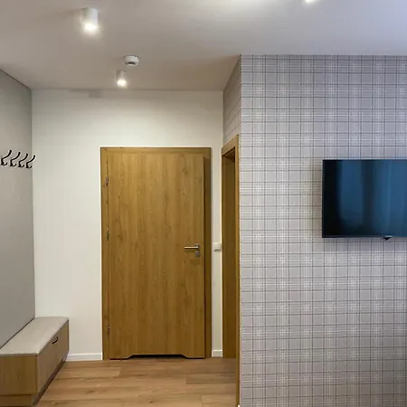 Modrzew - W Pyzowce 3* Pyzowka