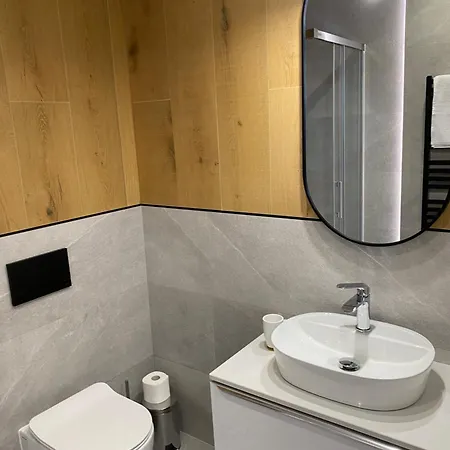 Aparthotel Modrzew - W Pyzowce