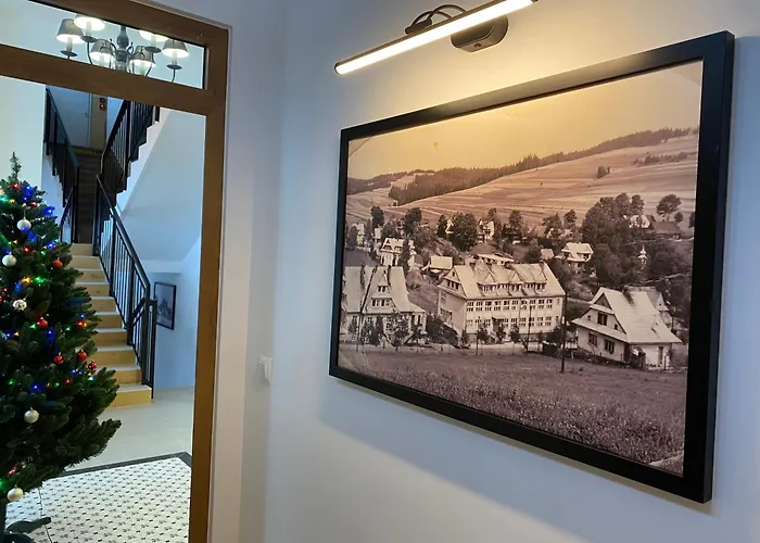 Modrzew - W Pyzowce 3* Pyzowka