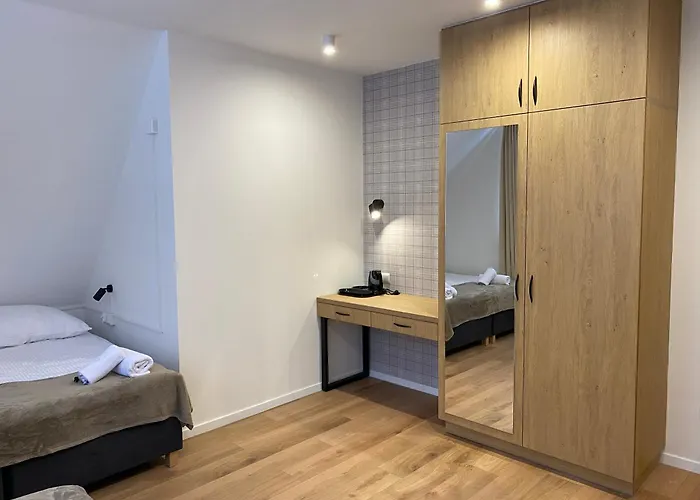 Modrzew - W Pyzowce 3* Pyzowka