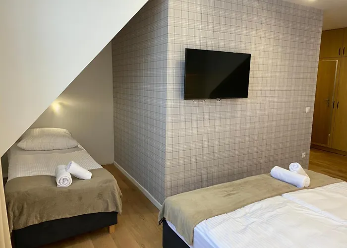 Modrzew - W Pyzowce Aparthotel 3*