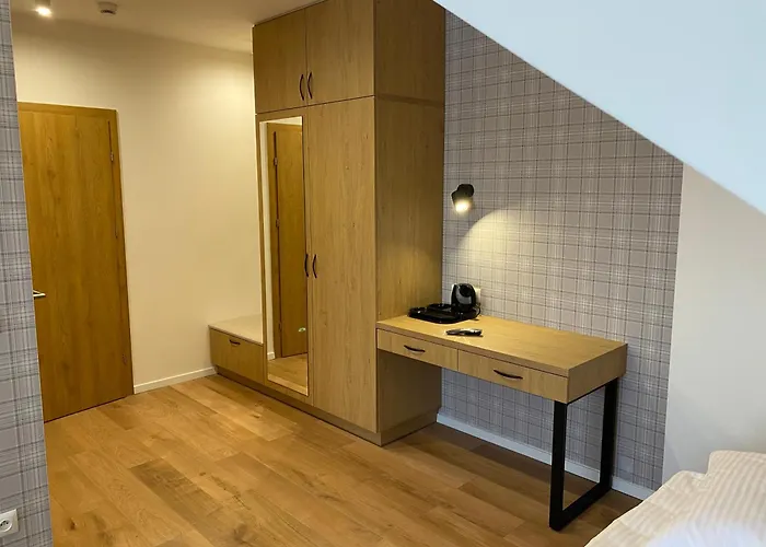 Modrzew - W Pyzowce 3* Pyzowka